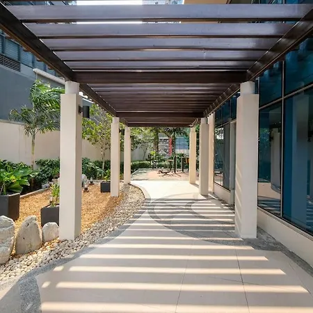 1 Bedroom With Balcony In Uptown Bgc