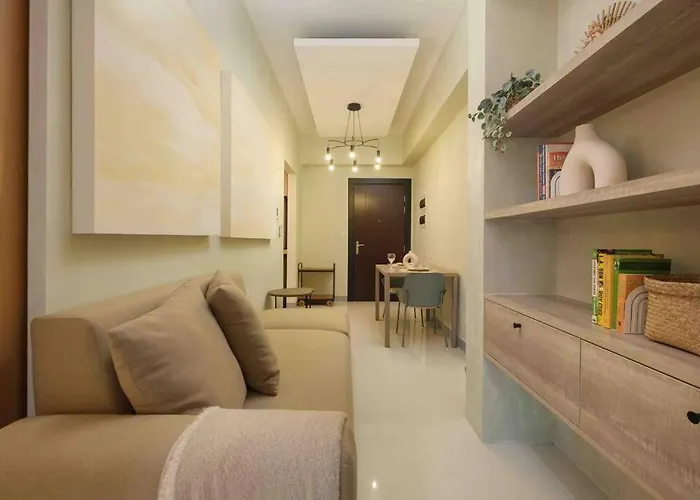 1 Bedroom With Balcony In Uptown Bgc