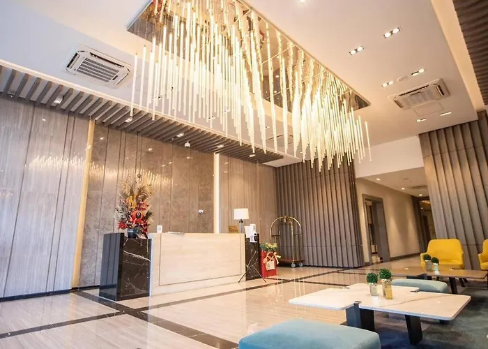 1 Bedroom With Balcony In Uptown Bgc Apartment Manila
