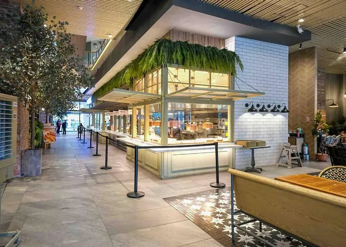 1 Bedroom With Balcony In Uptown Bgc Manila