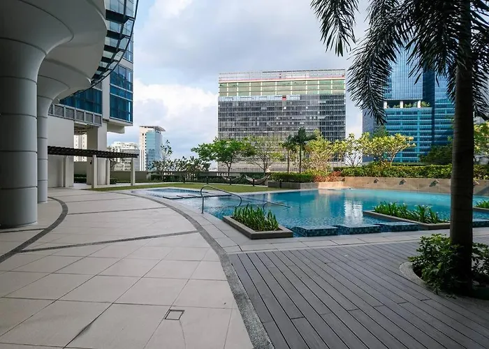 1 Bedroom With Balcony In Uptown Bgc Apartment Manila
